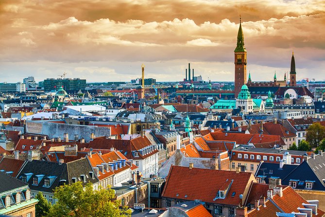 2-Hour Private City Walking Tour with a Canal Tour ticket - Christianshavns Beboerhus: canals as an inspiration, and why it fits the canal cruise
