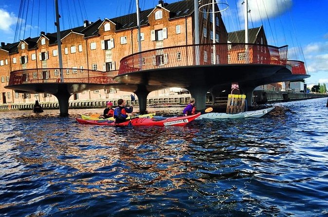 2 Hours Guided Kayak Tour in Copenhagen Harbor - The Palace Front and the Pleasure of Seeing Buildings From the Right Distance