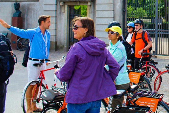 3-hour Copenhagen City Highlights Bike Tour - TorvehallerneKBH Food Halls Stop for Real Taste Time (Stop 6)