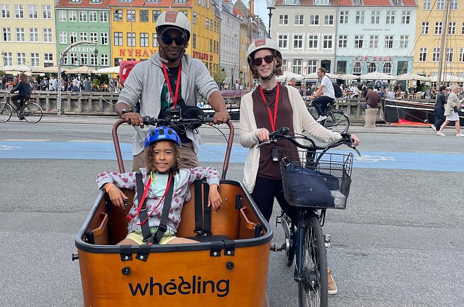 3 Hour Extended Copenhagen E-Bike Guided Tour - Riding through the Citadel and why “bike straight through” works