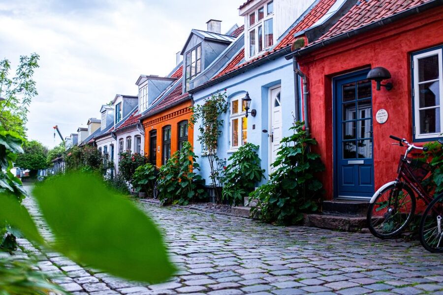 Aarhus: Express Walk with a Local in 60 minutes - How long is enough, and how you should plan around 60 to 90 minutes