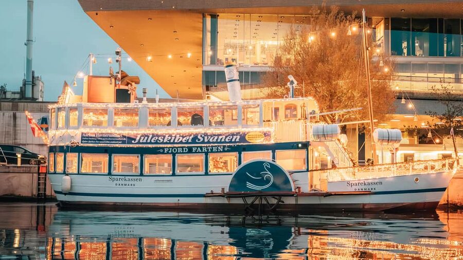 Aarhus: Guided Harbor Cruise with Iconic Landmarks & Aarhus - Aarhus Ø Architecture Seen From the Water