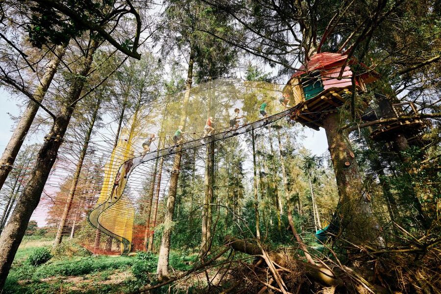 Billund: WOW PARK Entry Ticket - Tarzan swings and high-hanging bridges for confident climbers