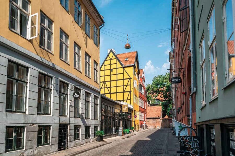 Copenhagen: 2-hour Old Town Private Walking Tour - Rundetaarn, The Round Tower: where the observatory makes the city feel smarter