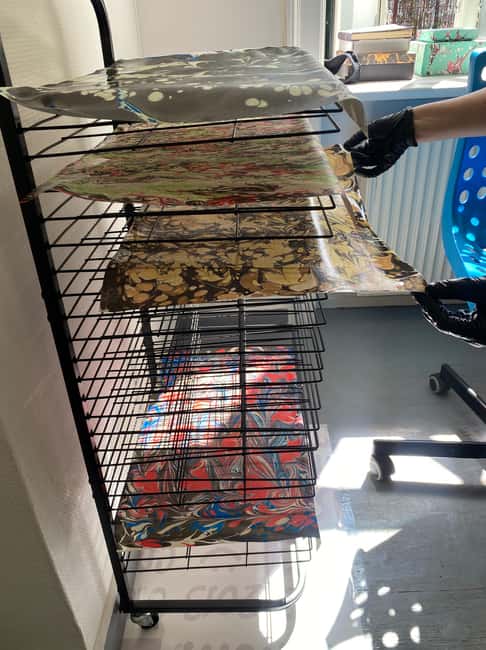 Copenhagen (2-Hour Paper Marbling Workshop with Goda) - What your 150 minutes look like in real life