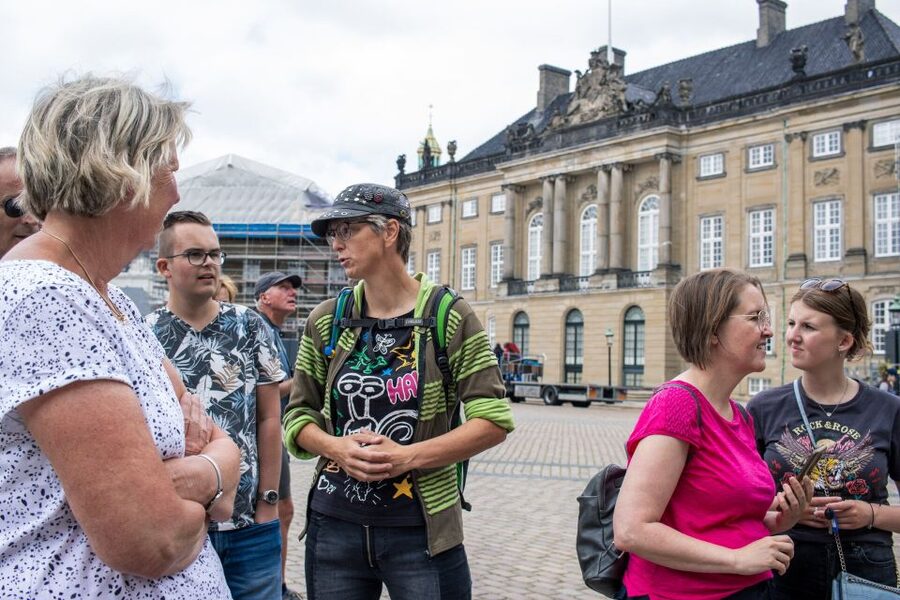 Copenhagen: 3 Hours Private Bike Tour with a local Guide - Rådhuspladsen to Christiansborg, learning how the city runs