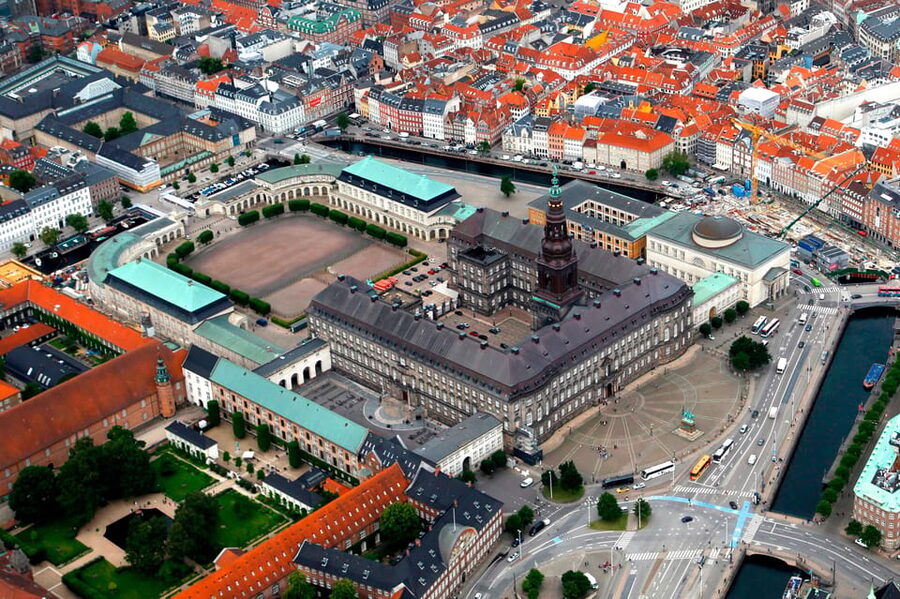 Copenhagen: A guided walk for first-timers in the city - What you actually learn, beyond the photo stops