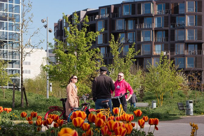 Copenhagen Architecture and Sustainability Tour with local Guide - How the guide experience tends to feel in real life