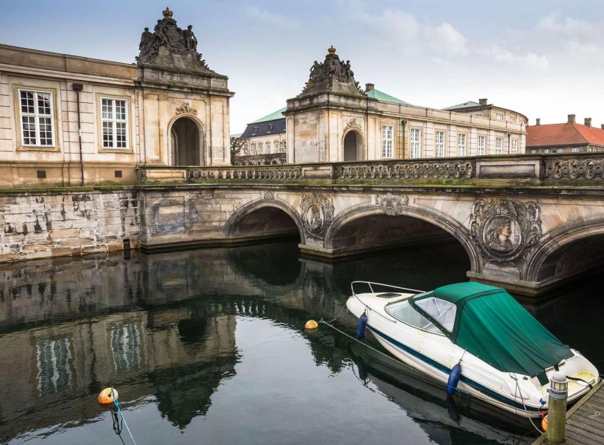 Copenhagen: Canal Boat Cruise & Old Town/Nyhavn Walking Tour - Picking 3 Hours or 4 Hours: What Changes and Who It Suits