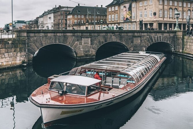 Copenhagen Card - DISCOVER 80+ attractions and public transport - Getting around Copenhagen: Metro, S-train, buses, and smarter planning