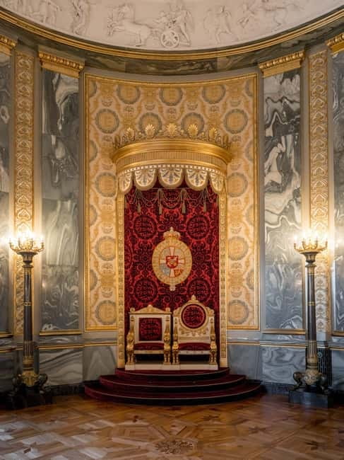 Copenhagen: Christiansborg Palace Entry Ticket - Christiansborg Chapel: included access with Sunday timing