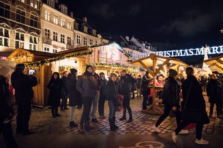 Copenhagen: Christmas Walking Tour with Treats and Drinks - Dancing around a tree and the traditional Danish Christmas game at the end