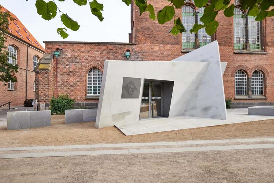 Copenhagen: Danish Jewish Museum Entry Ticket - Mitzvah and Libeskind’s design: how the building shapes the message