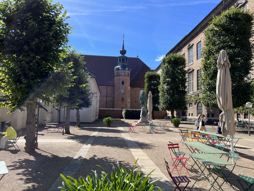 Copenhagen: Guided E-Scooter KickBike Tour- All Highlights - Gefion Fountain, Christiansborg, and the Royal Library area: where details matter