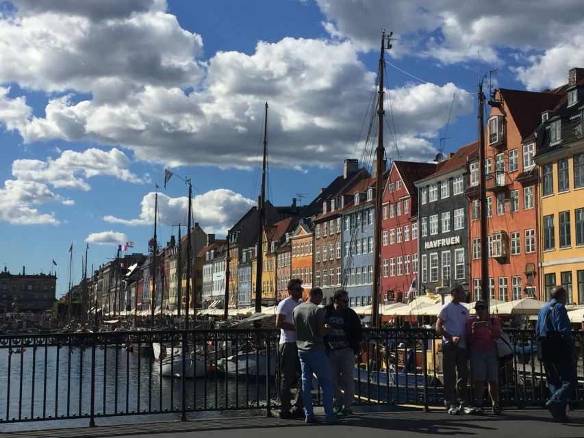 Copenhagen: Guided Walking Tour - Danish customs and traditions, translated for real street situations