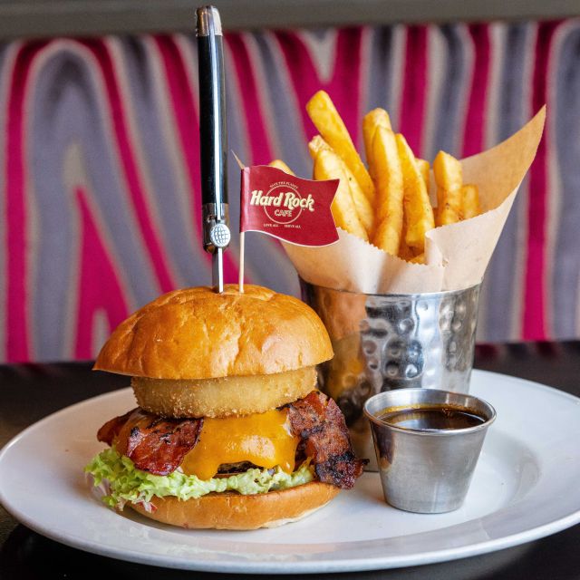 Copenhagen: Hard Rock Cafe with Set Menu for Lunch or Dinner - Food highlights to plan for: burgers, BBQ, salmon, salads, and dessert