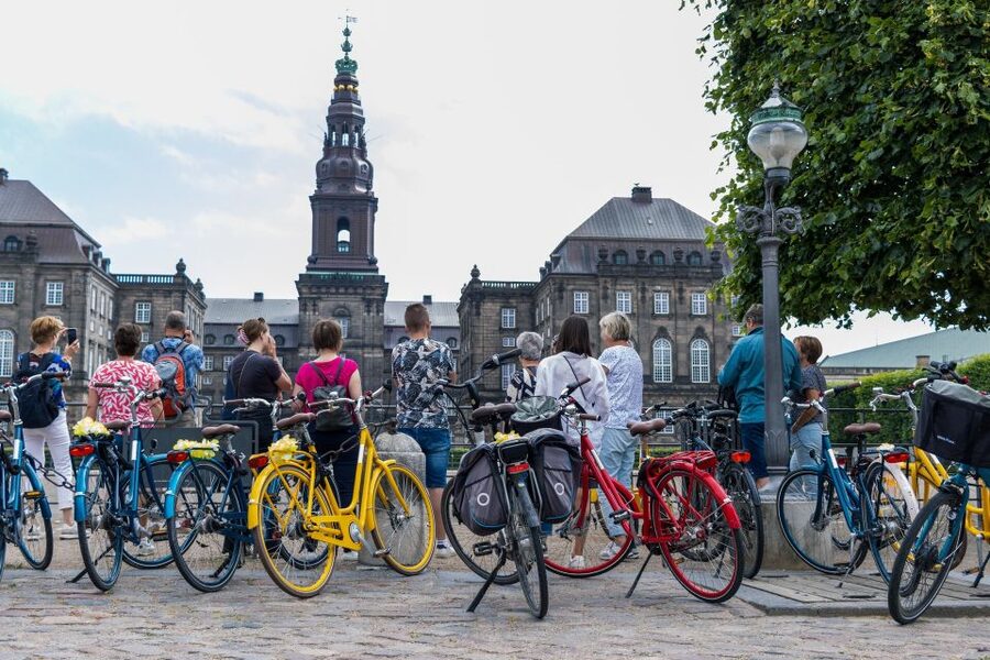 Copenhagen: Highlights 3 Hour Bike Tour with a Local Guide - Practical Tips to Make the Ride Easier