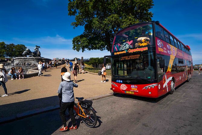 Copenhagen Hop On Hop Off Bus Tour - Using the audio guide without missing the city