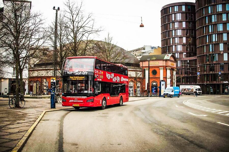 Copenhagen: Hop-On Hop-Off Bus Tour with Boat Tour Option - Why this bus and boat combo is such a good first move in Copenhagen