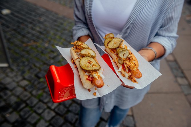 Copenhagen Private Food Walking Tour with 6 or 10 Tastings - The final city-sights stretch that keeps it from feeling like just snacks