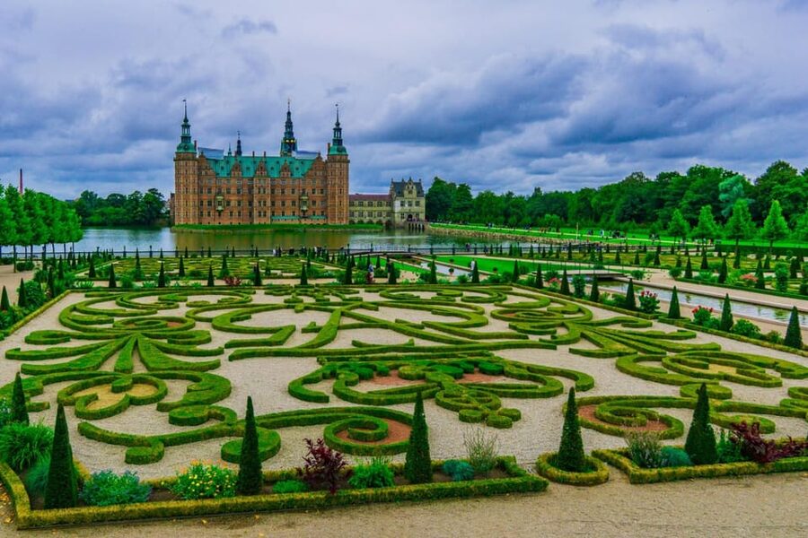 Copenhagen: Rosenborg Castle Tour with Skip-the-Line Ticket - Price and value: where the money goes
