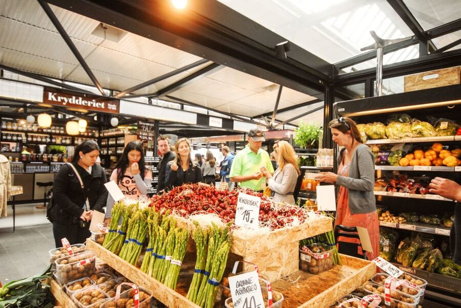 Copenhagen’s oldest and original food tour (Est. 2011). - Sightseeing While You Eat, Botanical Garden and the Latin Quarter
