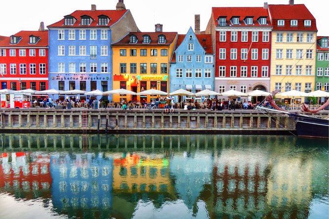 Copenhagen Scavenger Hunt and Highlights Self Guided Audio Tour - Weather, timing, and keeping your day flexible