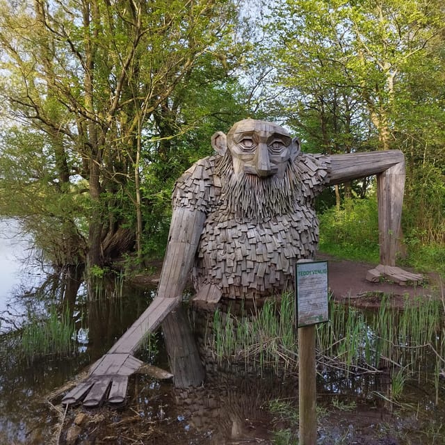 Copenhagen: Six Forgotten Giant Sculptures Tour by Bus - The Bus Ride: Fast Route, Guided Stops, and Time to Reset