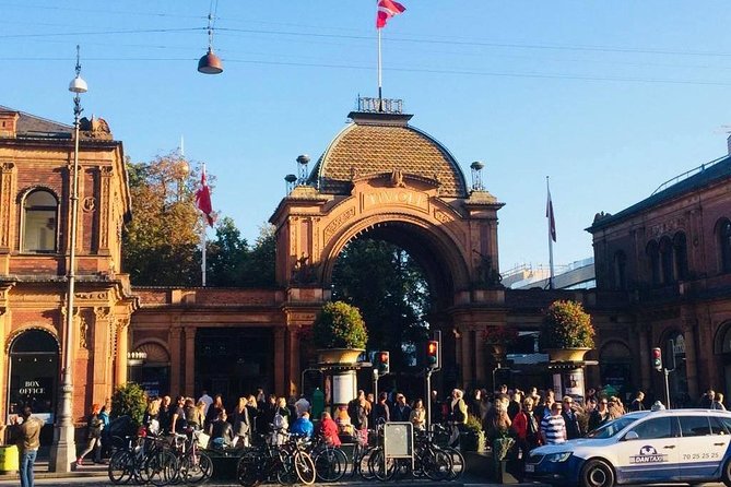 Copenhagen Walking Tour with Food Testing (smorrebrod dish & snap) - Christiansborg Slot: royalty in the middle of the city