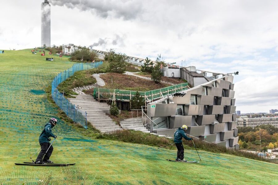 CopenHill Ski Pass Including Rental Gear - CopenHill power plant skiing: the concept and the reality