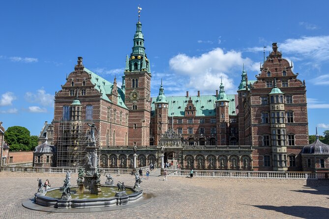Deluxe Copenhagen Shore Excursion from Cruise Ship Port - The Little Mermaid photo stop: quick, iconic, and sensible
