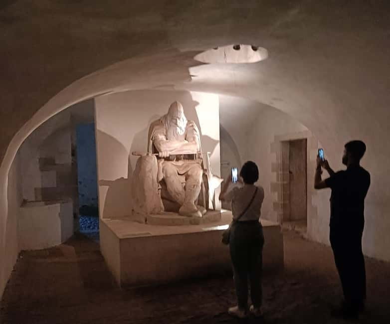 Easy Pace Tour of Kronborg Castle and Frederiksborg Palace - What makes this an easy pace day trip, and what still feels tough