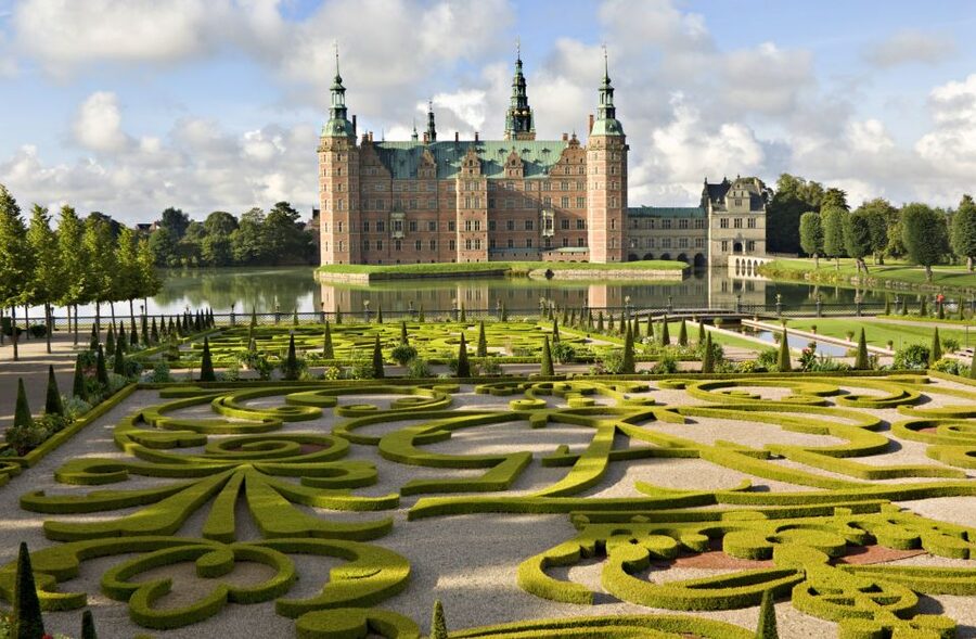 From Copenhagen: Private Frederiksborg Castle Tour - Frederiksborg Castle as Danish royal story, told in art and form
