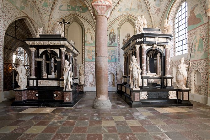 Grand Day Trip around Copenhagen - Stop 3: Frederiksborg Castle with included ticket and built-in lunch time