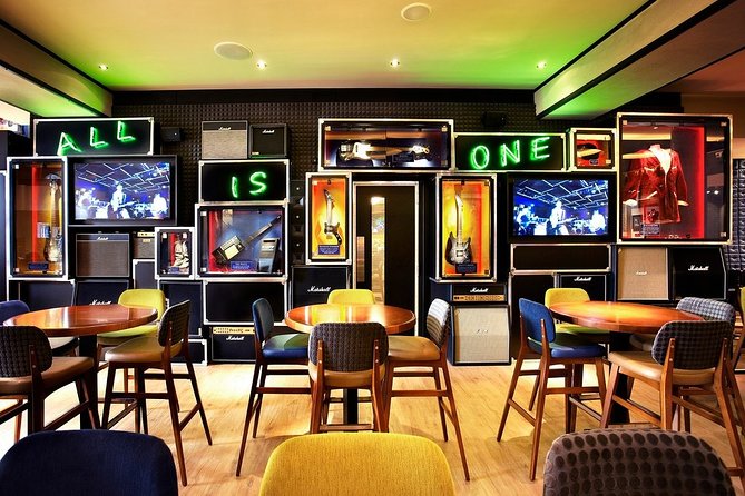 Hard Rock Cafe Copenhagen with Set Menu for Lunch or Dinner - Your Meal Plan: A 2-Hour Hard Rock Pit Stop in Central Copenhagen