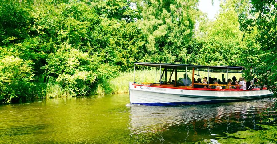 Lyngby & Bagsværd Lake: Baadfarten Boat Ride - Price, what you get, and why it is good value