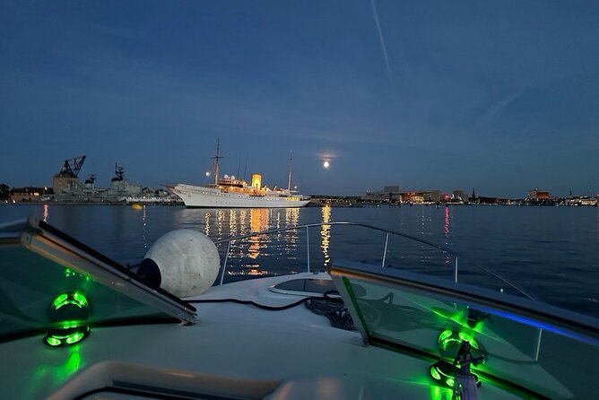Private Copenhagen Tour with Gitzmo Boat - Price per group: what you’re really paying for
