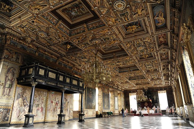 Private Tour to Frederiksborg Castle - Hotel pickup and drop-off, plus what’s included (and not)