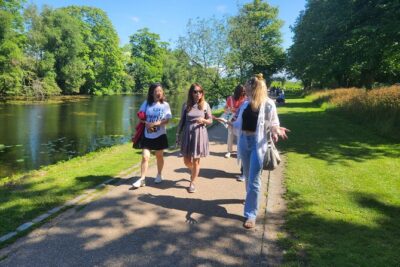 Private Walk & Canal Tour: Highlights + Changing of the Guards
