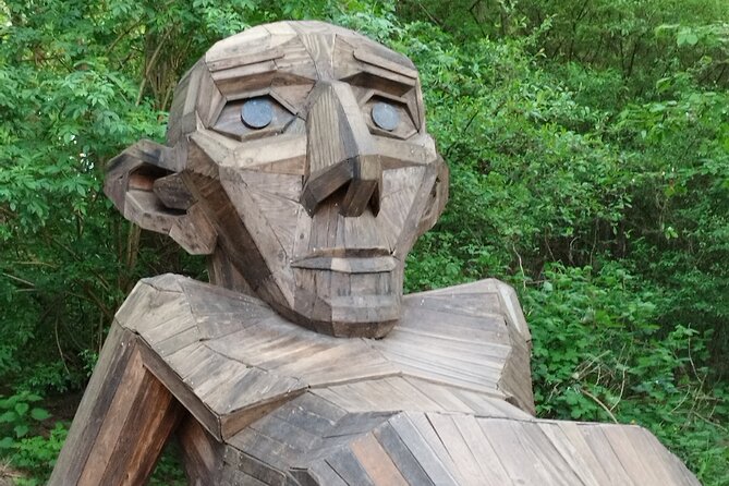 The Six Forgotten Giants Trolls Hunt with Minibus - What the tour feels like on the ground: walking, timing, and breaks