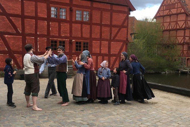 Time travel in Aarhus - Practical Tips: Shoes, Weather, Photos, and Where You Finish