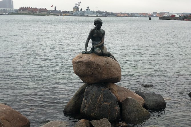 Walking tour - Copenhagen Old Town & Tivoli Park included - Nyhavn canals, Amalienborg, and the 12:00 Royal Guard changing moment